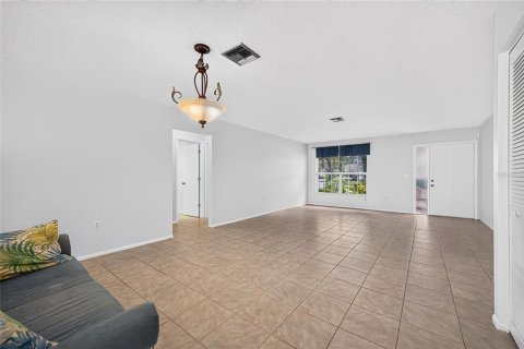 Casa en venta en Sarasota, Florida, 2 dormitorios, 143.35 m2 № 2384145 - foto 17