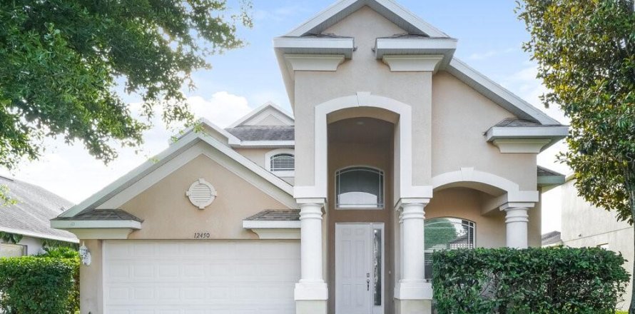 Villa ou maison à Spring Hill, Floride 3 chambres, 201.6 m2 № 2100419
