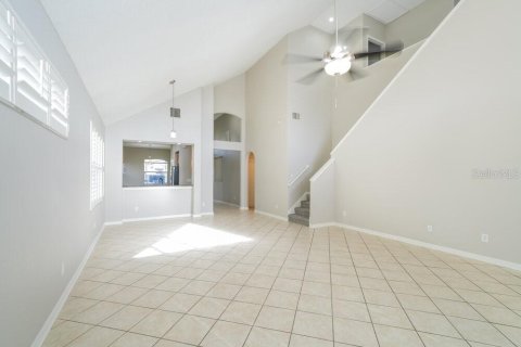 Villa ou maison à louer à Spring Hill, Floride: 3 chambres, 201.6 m2 № 2100419 - photo 7
