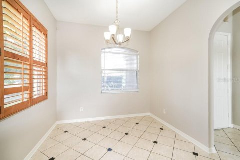 Villa ou maison à louer à Spring Hill, Floride: 3 chambres, 201.6 m2 № 2100419 - photo 8