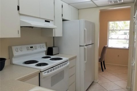 Casa en alquiler en Sarasota, Florida, 1 dormitorio, 88.63 m2 № 1111326 - foto 8