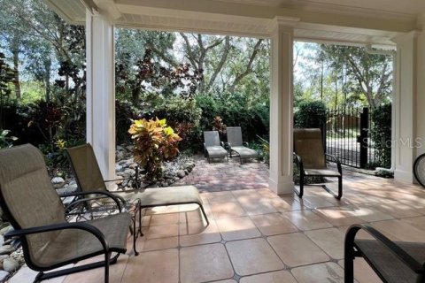 House in Winter Park, Florida 3 bedrooms, 257.06 sq.m. № 2151849 - photo 6