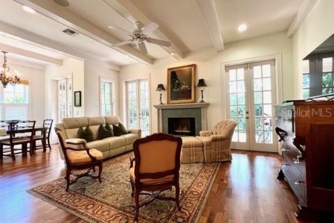 House in Winter Park, Florida 3 bedrooms, 257.06 sq.m. № 2151849 - photo 3