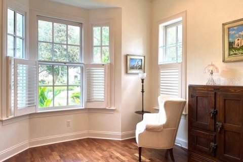 House in Winter Park, Florida 3 bedrooms, 257.06 sq.m. № 2151849 - photo 9