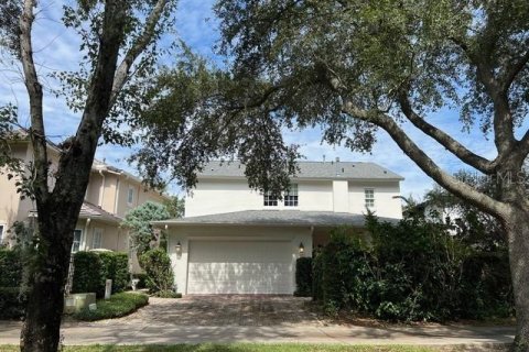 House in Winter Park, Florida 3 bedrooms, 257.06 sq.m. № 2151849 - photo 25