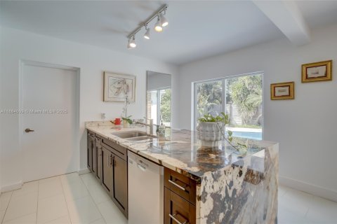 Villa ou maison à louer à Fort Lauderdale, Floride: 3 chambres, 139.73 m2 № 2089527 - photo 20