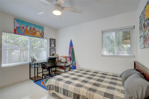 Villa ou maison à louer à Fort Lauderdale, Floride: 3 chambres, 139.73 m2 № 2089527 - photo 30