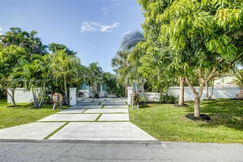 Villa ou maison à Fort Lauderdale, Floride 3 chambres, 139.73 m2 № 2089527