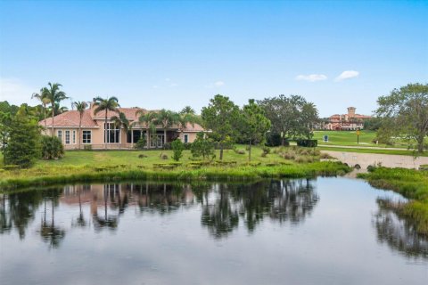 Casa en Port St. Lucie, Florida 4 dormitorios, 446.86 m2 № 2362969