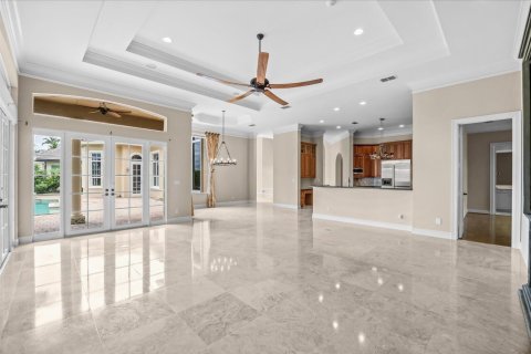 Casa en venta en Port St. Lucie, Florida, 4 dormitorios, 446.86 m2 № 2362969 - foto 14