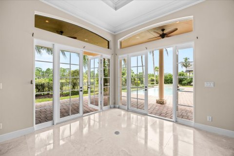 Casa en venta en Port St. Lucie, Florida, 4 dormitorios, 446.86 m2 № 2362969 - foto 15