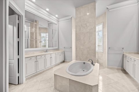 Casa en venta en Port St. Lucie, Florida, 4 dormitorios, 446.86 m2 № 2362969 - foto 27