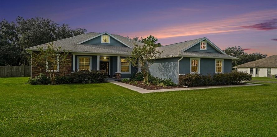 Villa ou maison à Plant City, Floride 4 chambres, 211.63 m2 № 2408076