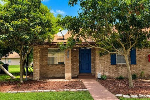 Townhouse in Winter Haven, Florida 2 bedrooms, 97.55 sq.m. № 2377792