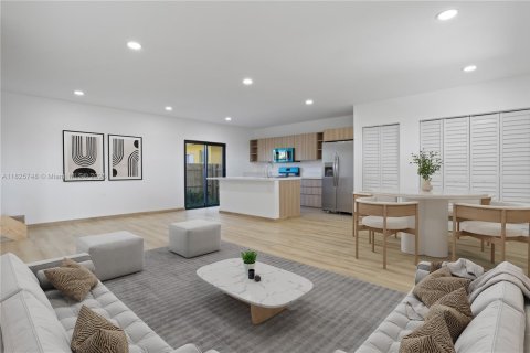 Townhouse in Florida City, Florida 4 bedrooms № 1797492 - photo 1