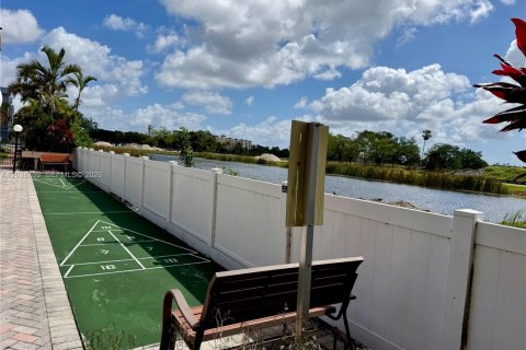 Copropriété à louer à Sunrise, Floride: 2 chambres, 85.84 m2 № 2249471 - photo 24