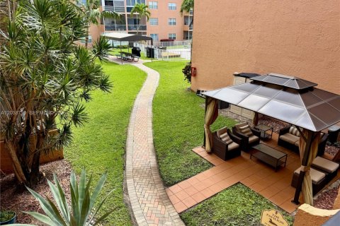 Copropriété à louer à Sunrise, Floride: 2 chambres, 85.84 m2 № 2249471 - photo 20
