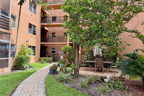 Copropriété à louer à Sunrise, Floride: 2 chambres, 85.84 m2 № 2249471 - photo 26