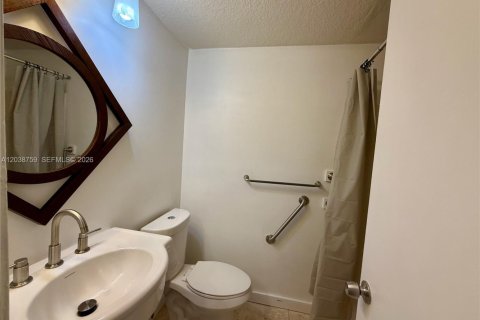 Copropriété à louer à Sunrise, Floride: 2 chambres, 85.84 m2 № 2249471 - photo 15