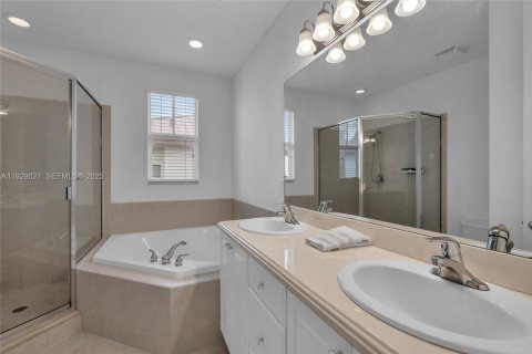 Touwnhouse à louer à Pompano Beach, Floride: 3 chambres, 154.22 m2 № 1987440 - photo 11