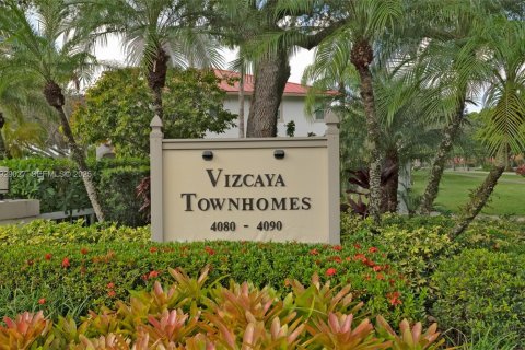 Touwnhouse à louer à Pompano Beach, Floride: 3 chambres, 154.22 m2 № 1987440 - photo 24