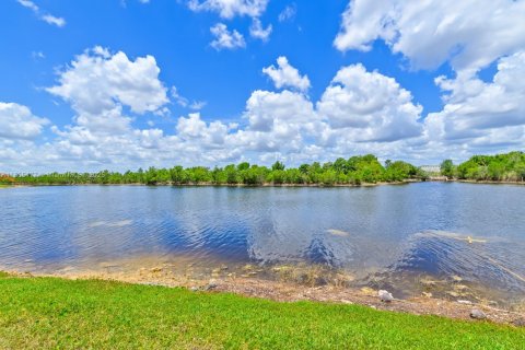 House in Weston, Florida 3 bedrooms, 120.03 sq.m. № 1874968 - photo 25