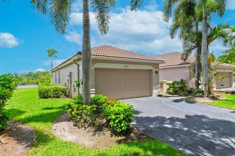 House in Weston, Florida 3 bedrooms, 120.03 sq.m. № 1874968 - photo 2