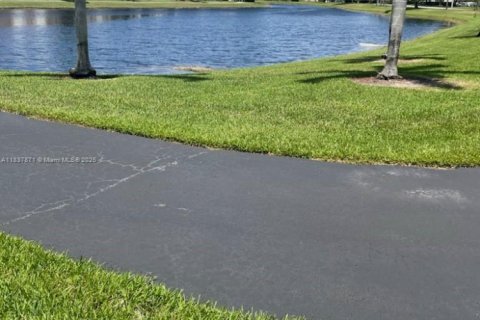 Condo in Delray Beach, Florida, 2 bedrooms  № 1830999 - photo 7
