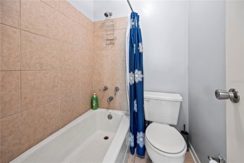 Купить кондоминиум в Гейнсвилл, Флорида 3 комнаты, 116.69м2, № 1815699 - фото 22