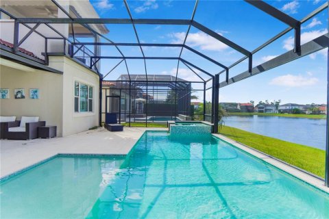 Villa ou maison à vendre à Orlando, Floride: 5 chambres, 386.19 m2 № 2239963 - photo 2