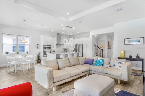 Villa ou maison à vendre à Orlando, Floride: 5 chambres, 386.19 m2 № 2239963 - photo 15