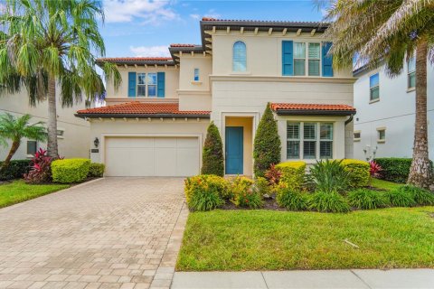 Villa ou maison à vendre à Orlando, Floride: 5 chambres, 386.19 m2 № 2239963 - photo 4