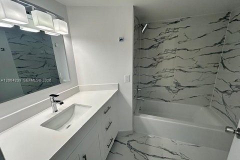 Copropriété à louer à Hialeah, Floride: 2 chambres, 88.26 m2 № 2170500 - photo 10