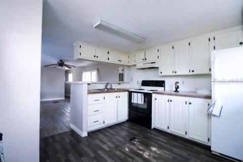 Apartment in Ocala, Florida 2 bedrooms, 83.61 sq.m. № 1916539 - photo 3