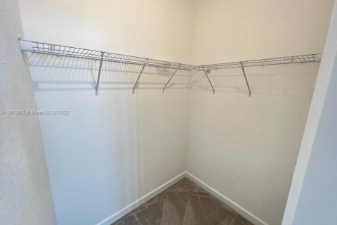 Adosado en venta en Miami, Florida, 3 dormitorios, 123.65 m2 № 1756272 - foto 14