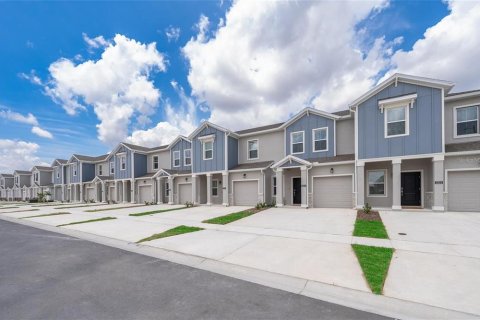 Townhouse in Davenport, Florida 3 bedrooms, 170.01 sq.m. № 1882984 - photo 3