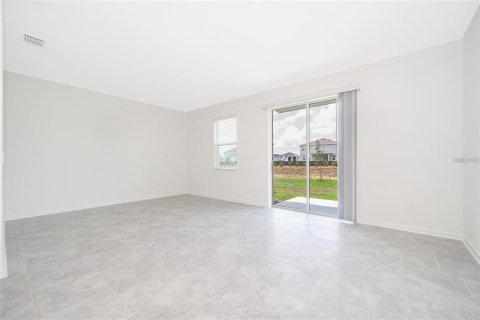 Townhouse in Davenport, Florida 3 bedrooms, 170.01 sq.m. № 1882984 - photo 12