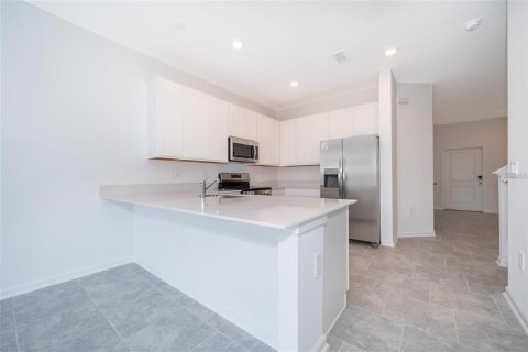 Townhouse in Davenport, Florida 3 bedrooms, 170.01 sq.m. № 1882984 - photo 5
