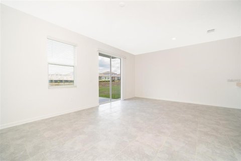 Townhouse in Davenport, Florida 3 bedrooms, 170.01 sq.m. № 1882984 - photo 13
