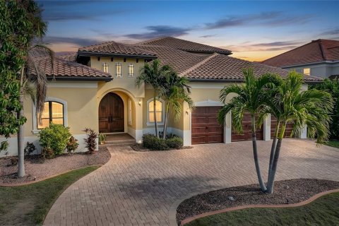 Casa en venta en Punta Gorda, Florida, 4 dormitorios, 315.59 m2 № 2166798 - foto 5