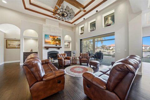 Casa en venta en Punta Gorda, Florida, 4 dormitorios, 315.59 m2 № 2166798 - foto 13