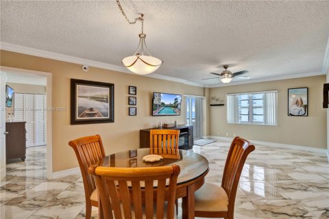 Condo in Lauderdale-by-the-Sea, Florida, 1 bedroom  № 1892583 - photo 14