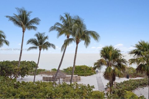 Condominio en alquiler en Key Biscayne, Florida, 3 dormitorios, 165.55 m2 № 1993686 - foto 11