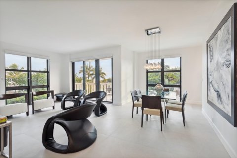 Condominio en alquiler en Key Biscayne, Florida, 3 dormitorios, 165.55 m2 № 1993686 - foto 2