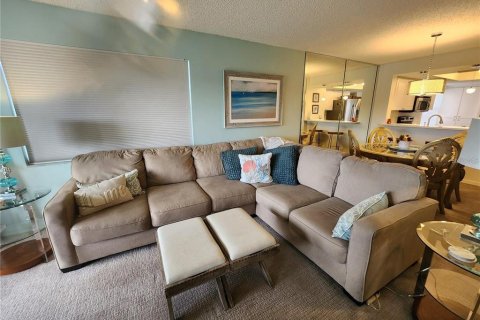 Condominio en alquiler en Bradenton, Florida, 2 dormitorios, 103.86 m2 № 1540122 - foto 4