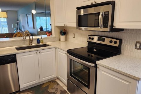 Condominio en alquiler en Bradenton, Florida, 2 dormitorios, 103.86 m2 № 1540122 - foto 9