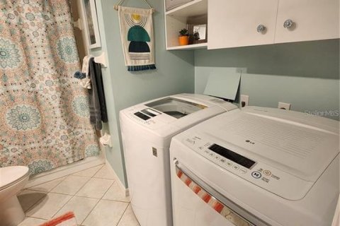 Condominio en alquiler en Bradenton, Florida, 2 dormitorios, 103.86 m2 № 1540122 - foto 16