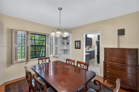 Villa ou maison à vendre à Miami Shores, Floride: 3 chambres, 266.26 m2 № 2069397 - photo 14