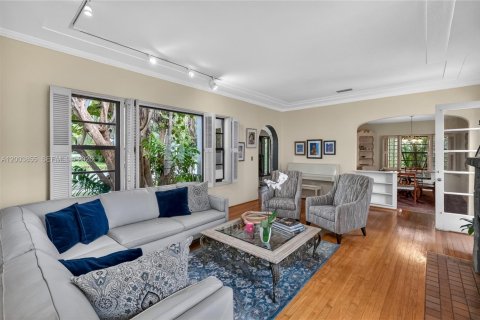 Villa ou maison à vendre à Miami Shores, Floride: 3 chambres, 266.26 m2 № 2069397 - photo 11