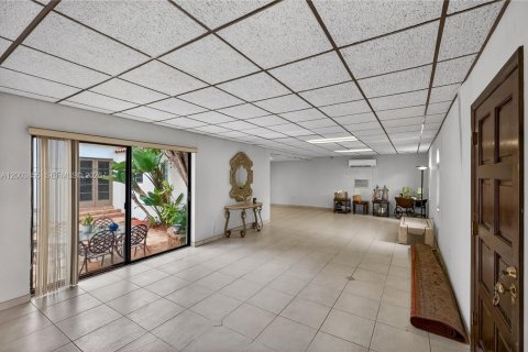 Villa ou maison à vendre à Miami Shores, Floride: 3 chambres, 266.26 m2 № 2069397 - photo 28